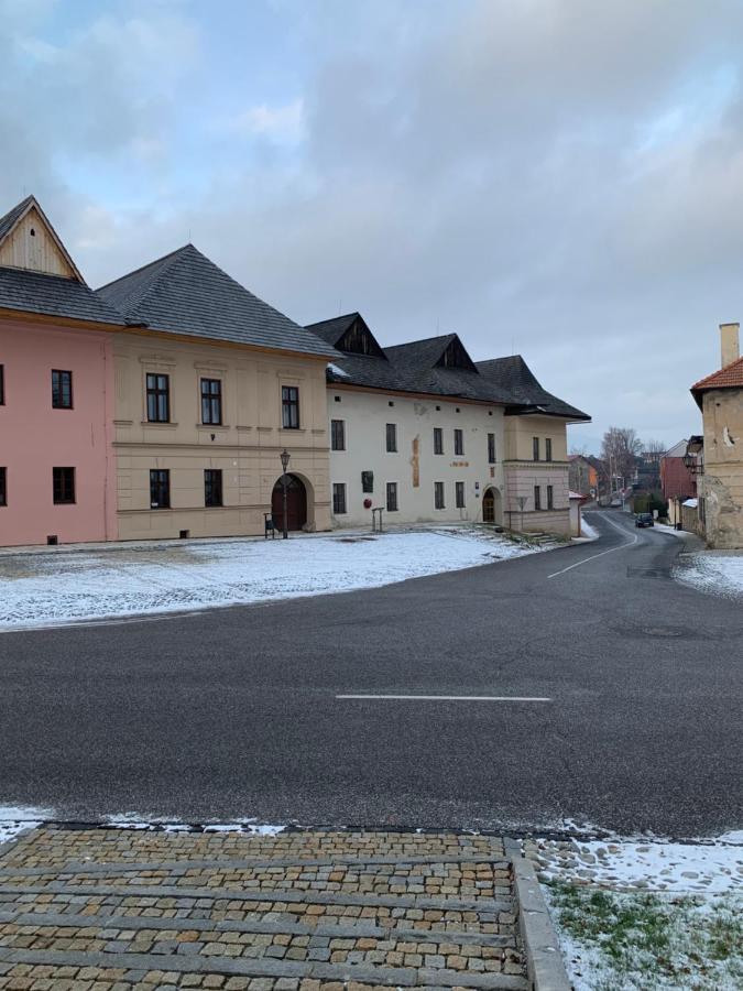 Ubytovanie Athena Aparthotel Poprad Exterior foto